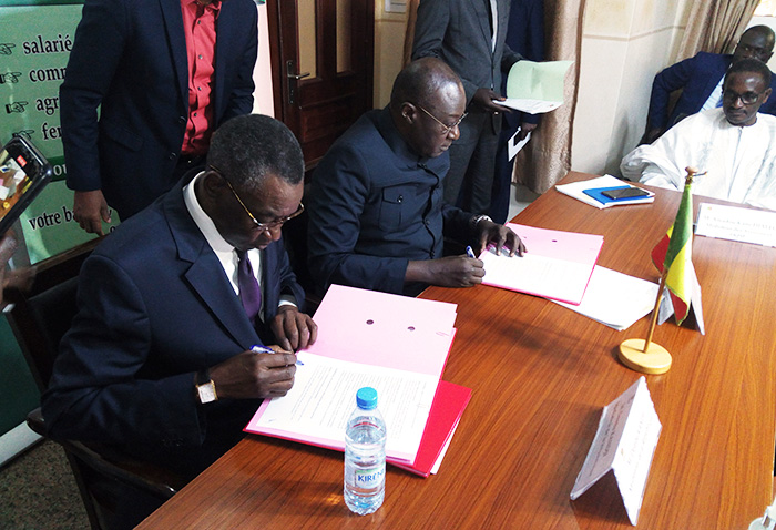 Signature d’une convention de partenariat entre le Médiateur de la République et l’Observatoire de la Qualité des Services Financiers